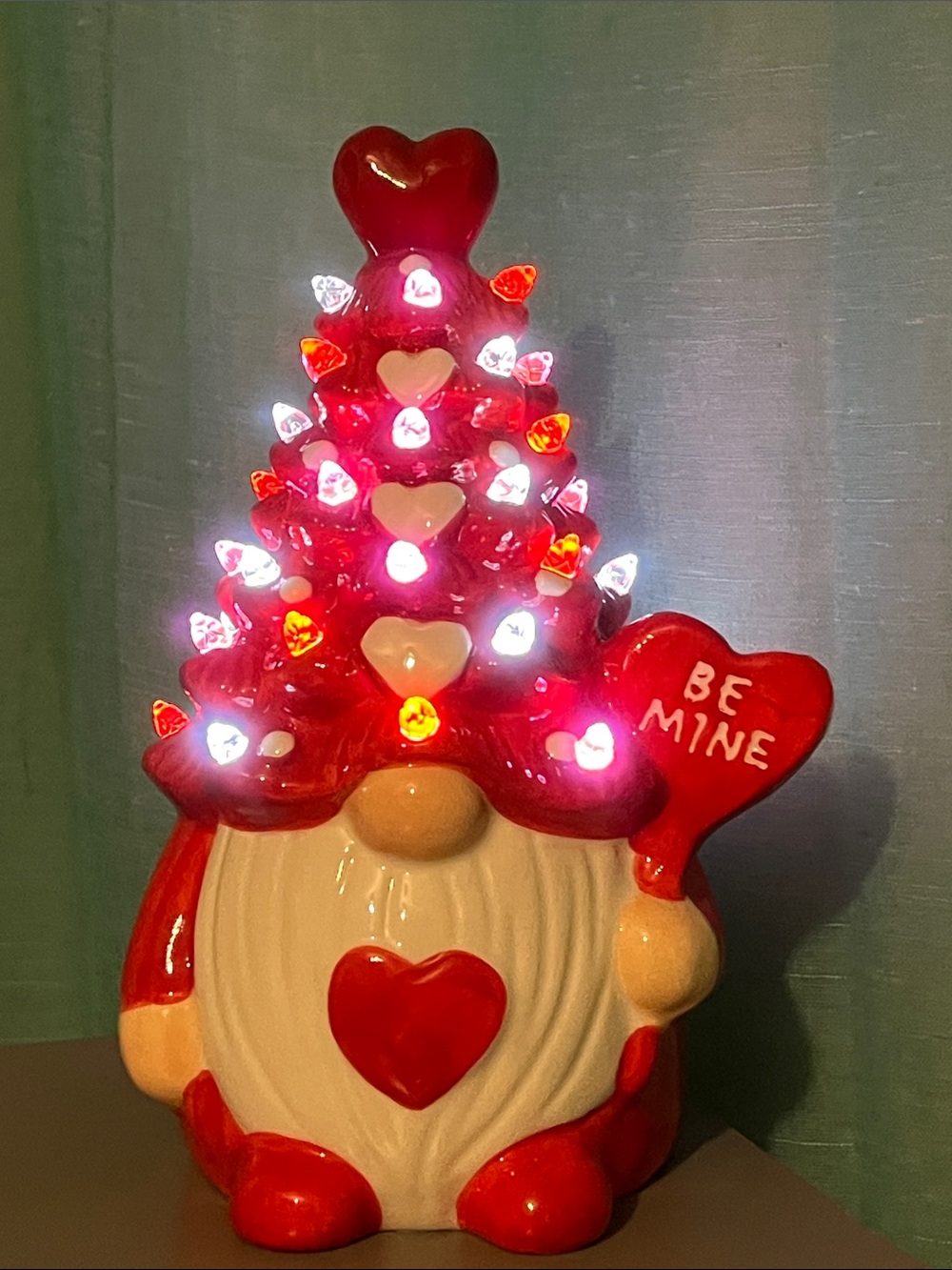 Valentine LED Heart Gnome Figurine - Red